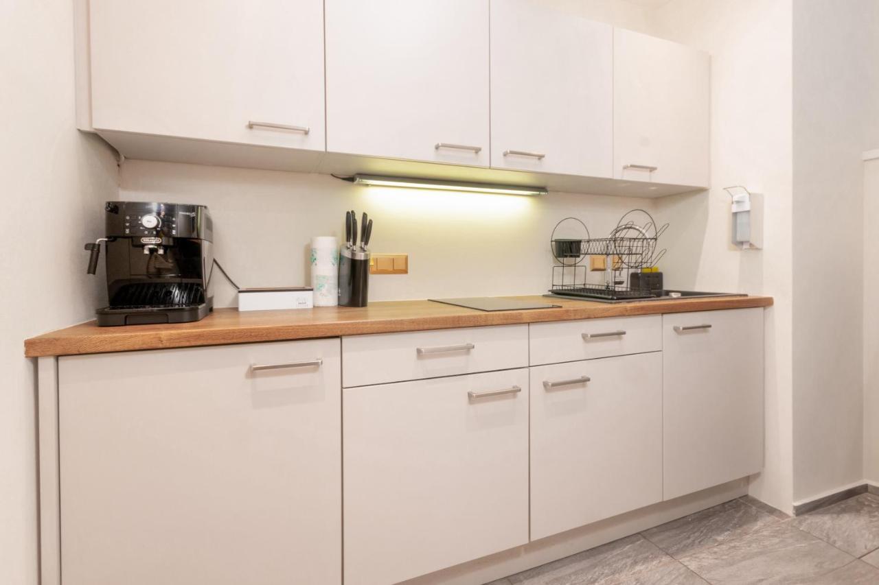 Appartement Zentral - Netflix - 2 Stoecke - Arbeitsplatz à Vienne Extérieur photo